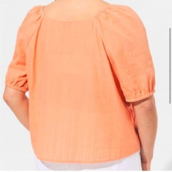 NWT TORRID Women's Orange Seersucker Button Front Crop Top Size 2 Plus - Picture 4 of 9